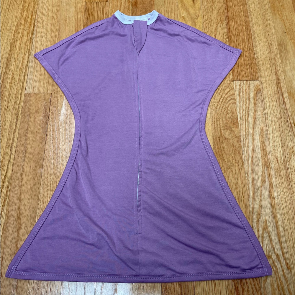 Sleeping baby Zipadee-zip purple cotton bottom to top zipper sleep suit 3-6 mos